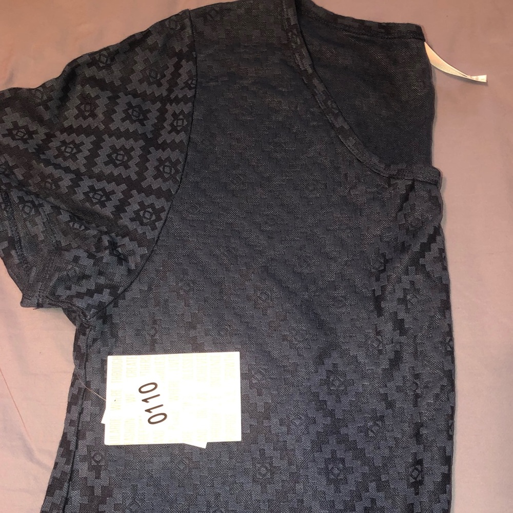 LuLaRoe XL Classic T